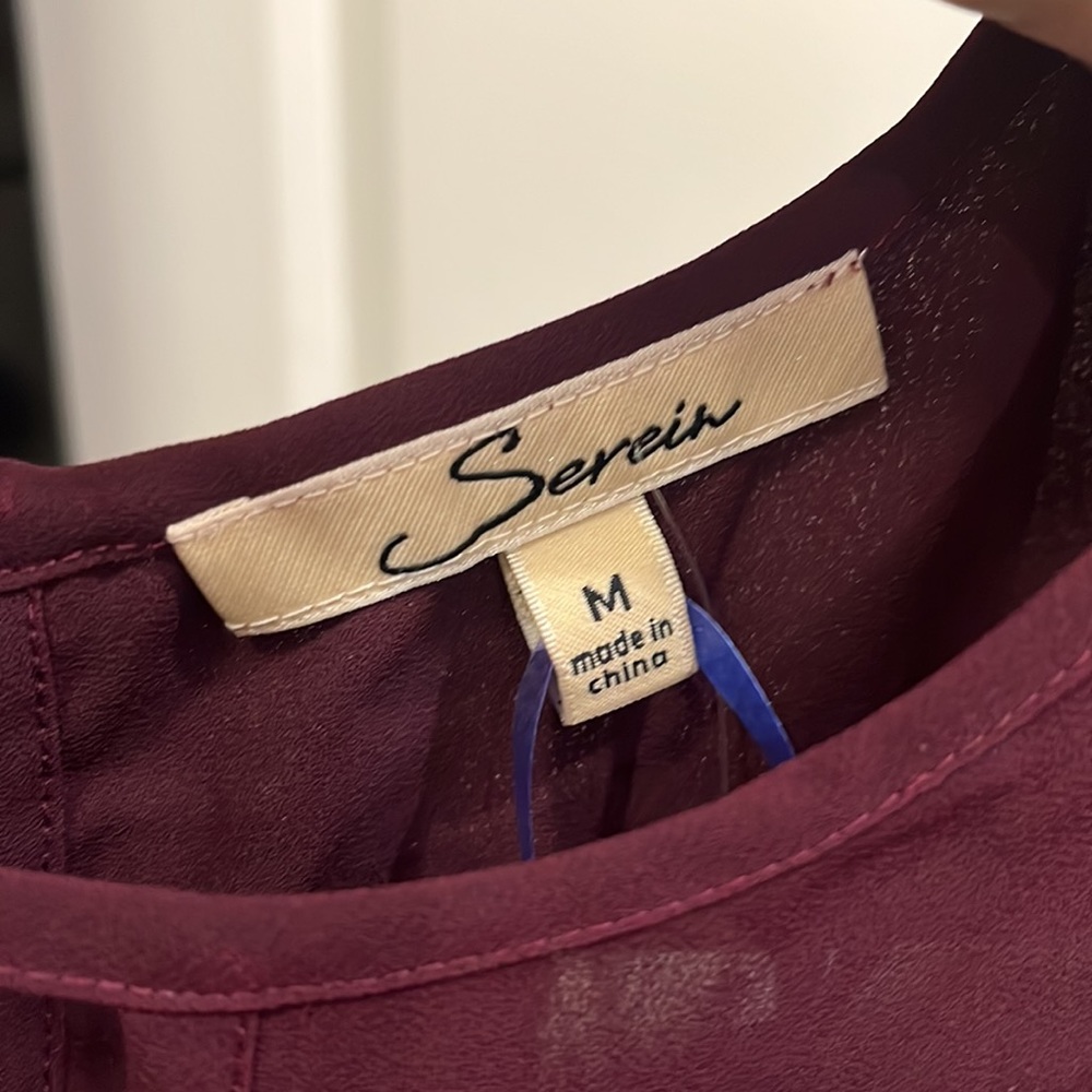 Keyhole Blouse - Picture 3 of 7